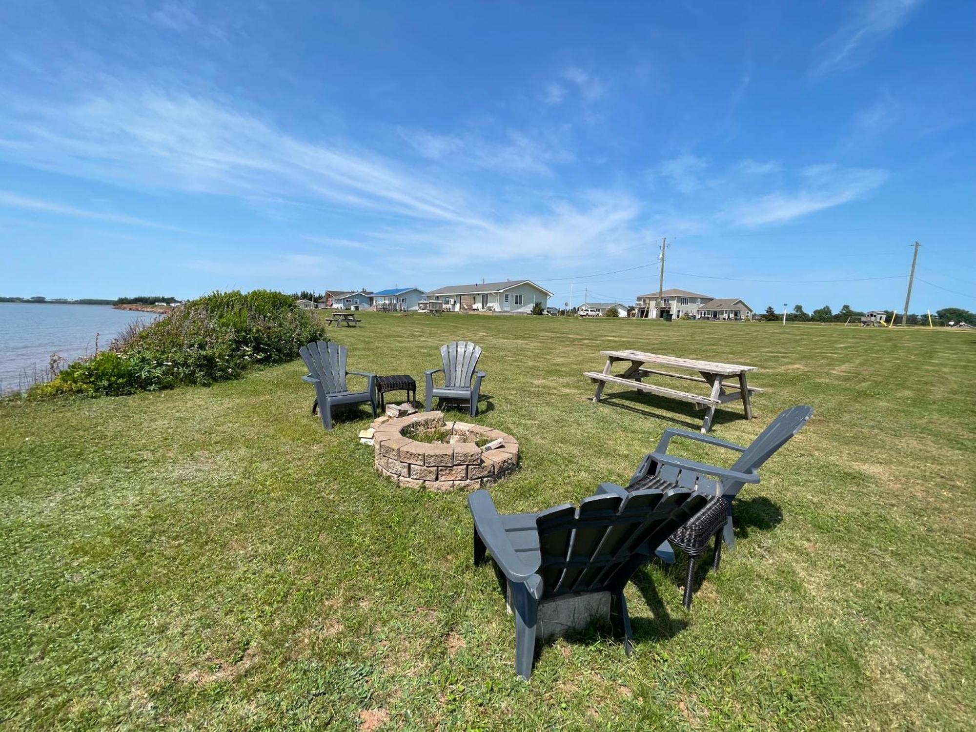 Pei Cottage Rental Borden-Carleton Exterior photo